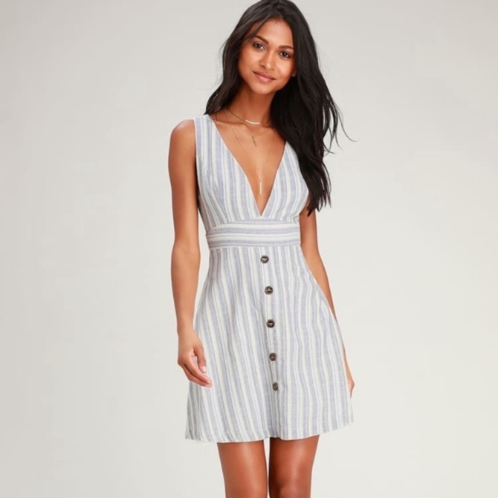 Lulu’s Shayden Blue Stripped Linen Dress Small